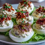 BLT Eier mit Speck Tomaten