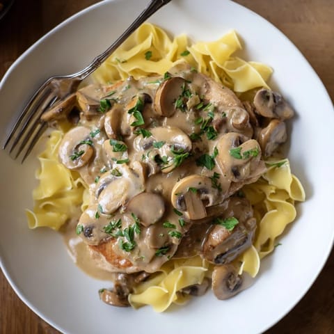 Cremige Pilz Schweinekotelett Nudeln