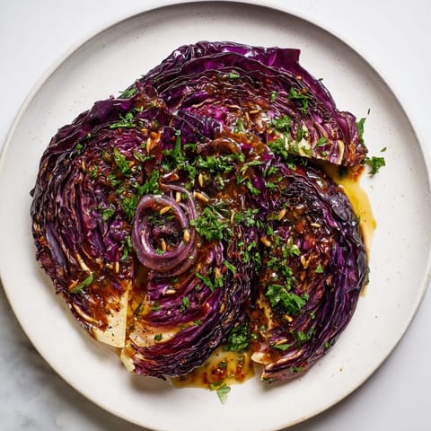 Geroesteter roter Kohl Salat