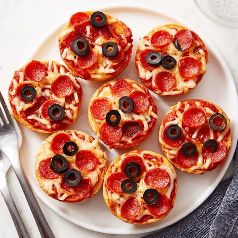 Santa Belt Mini Pizza Bites