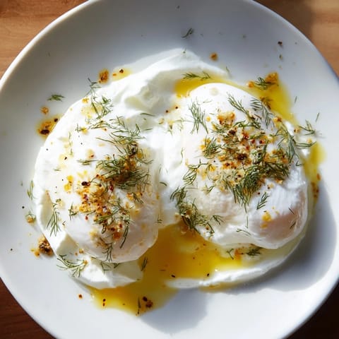 Tuerkisches Fruehstueck Cilbir Gericht