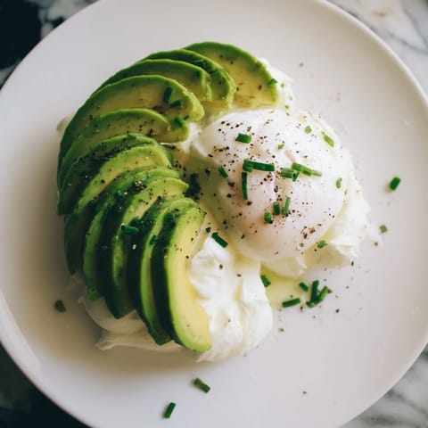 Frühstücks Cloud Brot Avocado Eier